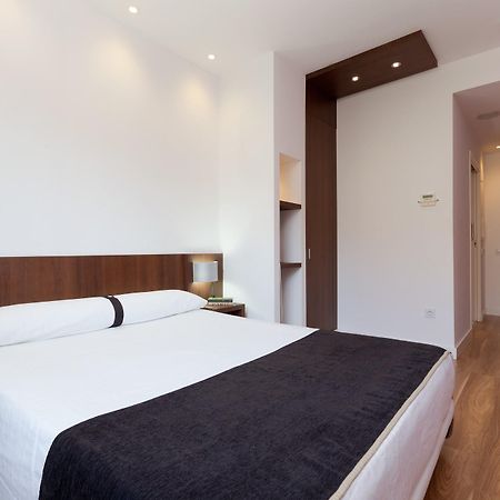 Hotel Olympia Universidades Valencia Kültér fotó