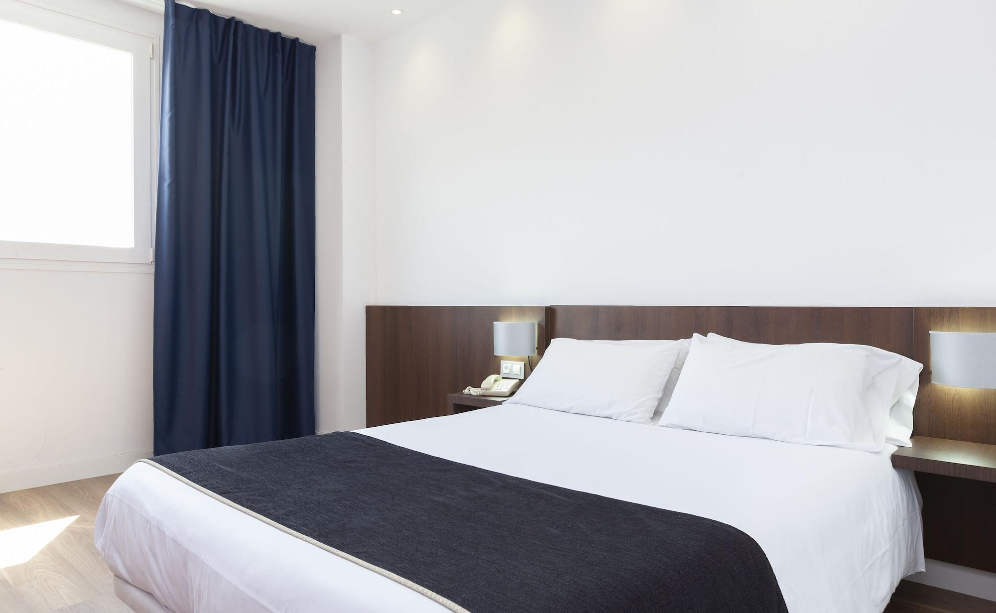 Hotel Olympia Universidades Valencia Kültér fotó