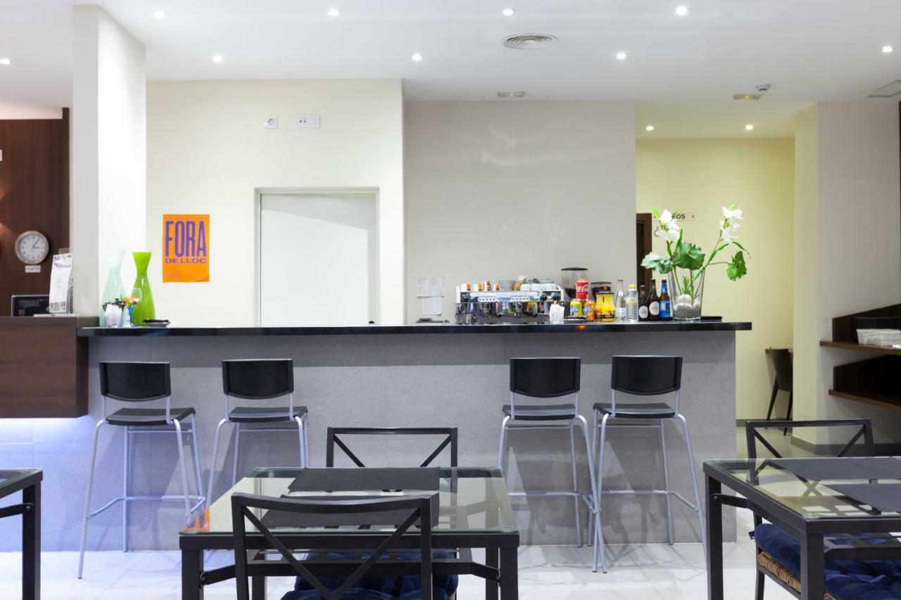 Hotel Olympia Universidades Valencia Kültér fotó